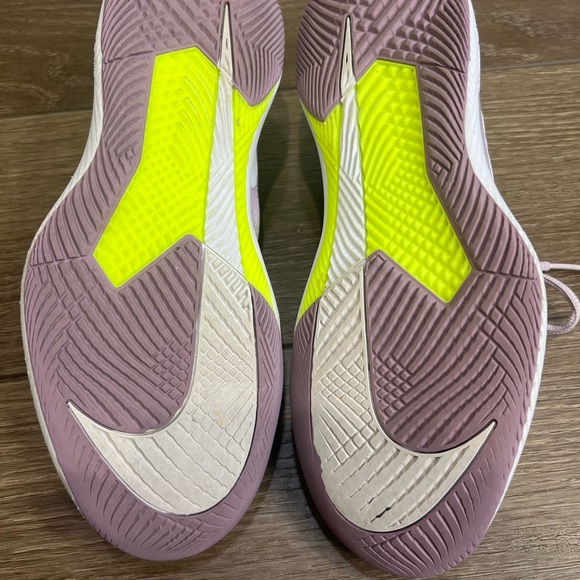 Women's NikeCourt Air Zoom Vapor Pro - Picture 8 of 9